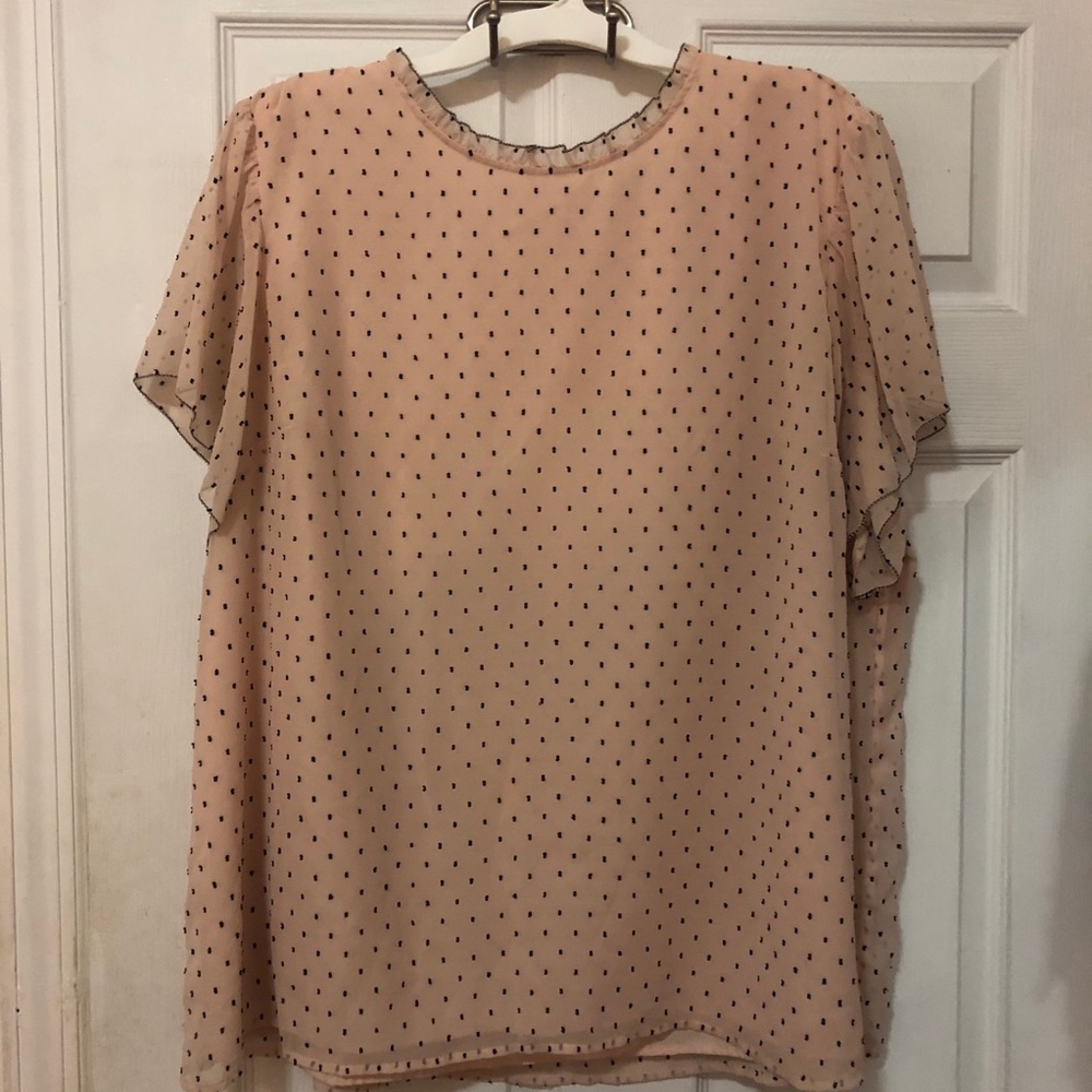 Swiss dot top